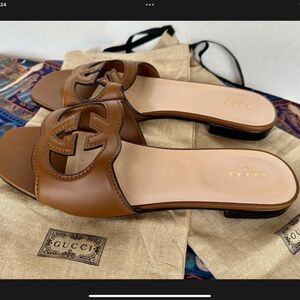 Gucci Brown Leather Sandals with Minimalist Design